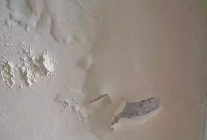 墻面滲水有什么辦法修復？屋頂防水施工的時候這些要留意